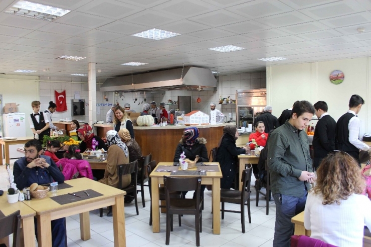 Bir Waffle Bir Destek Projesi