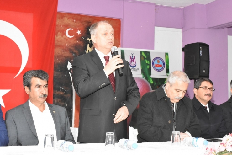 Şehzadeler’de 85 Çiftçiye 7 Bin Fidan Desteği