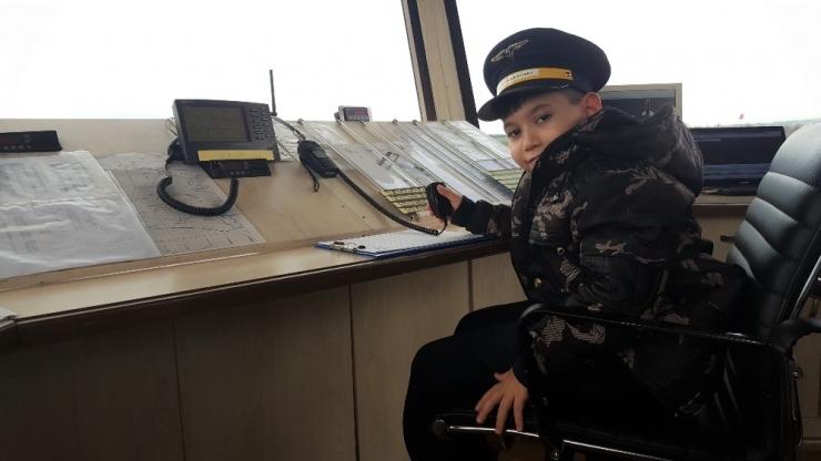 8 Yaşındaki Sp Hastası Aygün’ün Pilotluk Hayali Gerçek Oldu