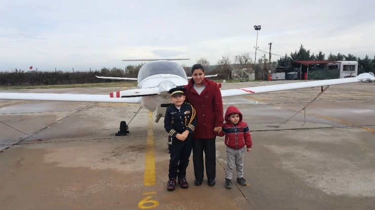 8 Yaşındaki Sp Hastası Aygün’ün Pilotluk Hayali Gerçek Oldu