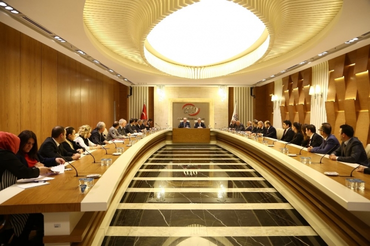 Bakan Arslan’dan Ato’ya Ziyaret