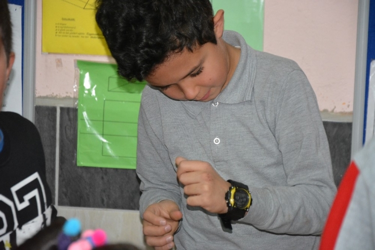 Arkadaşlarının Yeni Yıl Hayallerini Gerçekleştirdiler