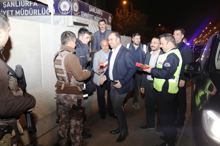 Başkan Çiftçi Yeni Yıla Sokakta Girdi