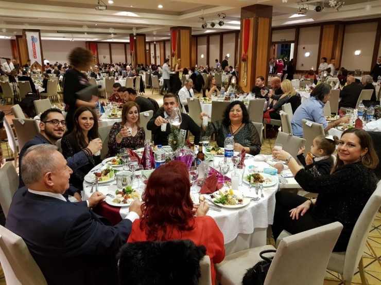 Kuşadası’nda Yeni Yıl Coşkusu