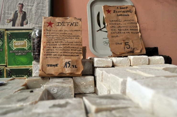 Güçlü Saç Kökleri İçin 7 Bitkisel Yağ Karışımlı Sabun