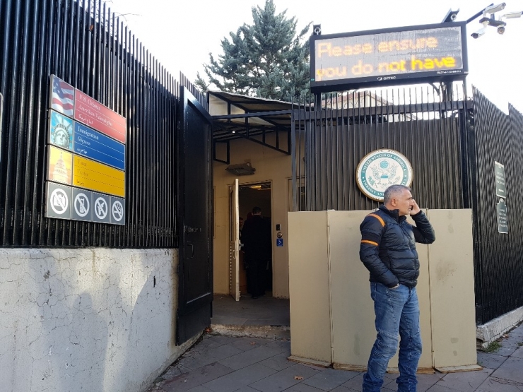 Abd Büyükelçiliğinde Vize Başvurusu Yoğunluğu