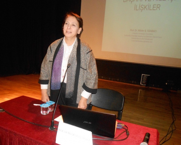 Eskişehir’de ’’Değişen Yeni Sınav Sistemi’’ Ve ’’Sınavlardaki Öğrenci Psikolojisi’’ Konulu Bilgilendirme Toplantısı