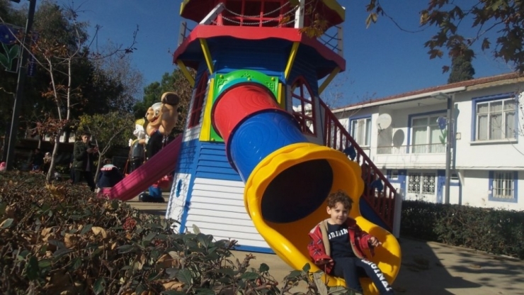 Gebze’de Çizgi Filim Kahramanlı Oyun Grupları