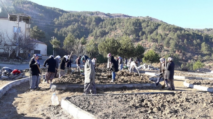 Simav’da ’Her Mahalleye Bir Park’ Projesi