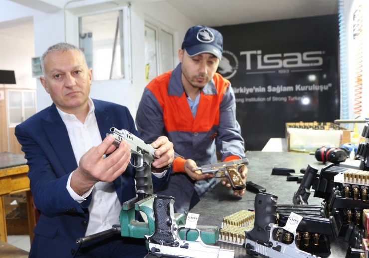 Araç Bakım Değil Silah Bakım Servisi