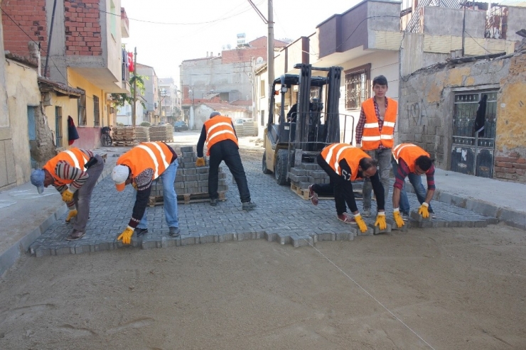 Turgutlu’da Geçen Yıl 100 Bin Metrekare Parke Taşı Döşendi