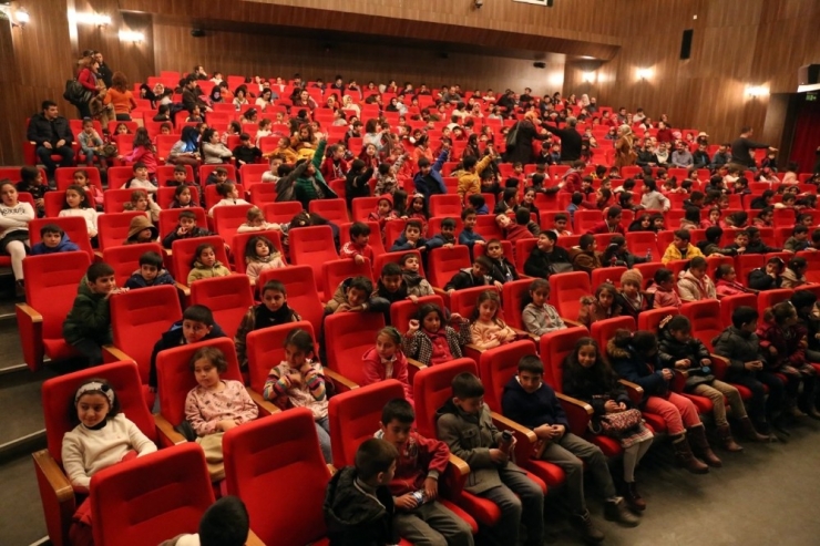 Gürpınar’da ‘Tiyatro Günleri’ Etkinliği