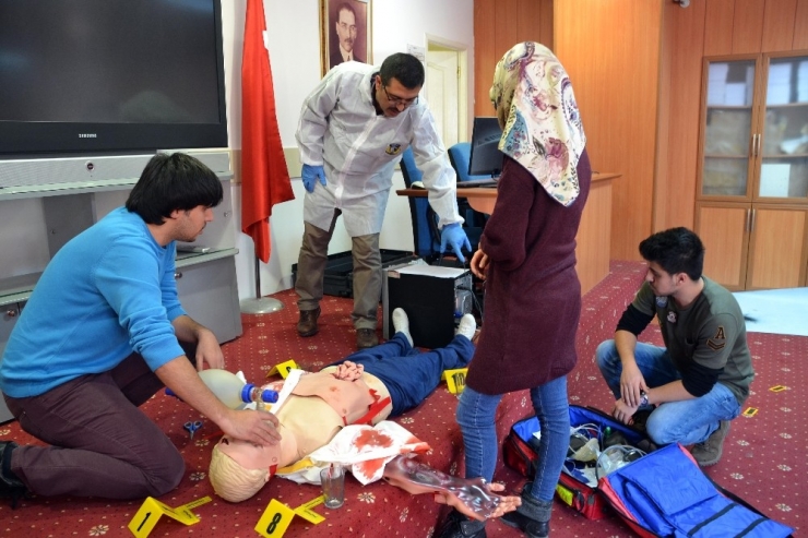 112 Personeline “Adli Vakalarda Maddi Delillere Yaklaşım” Eğitimi Verildi