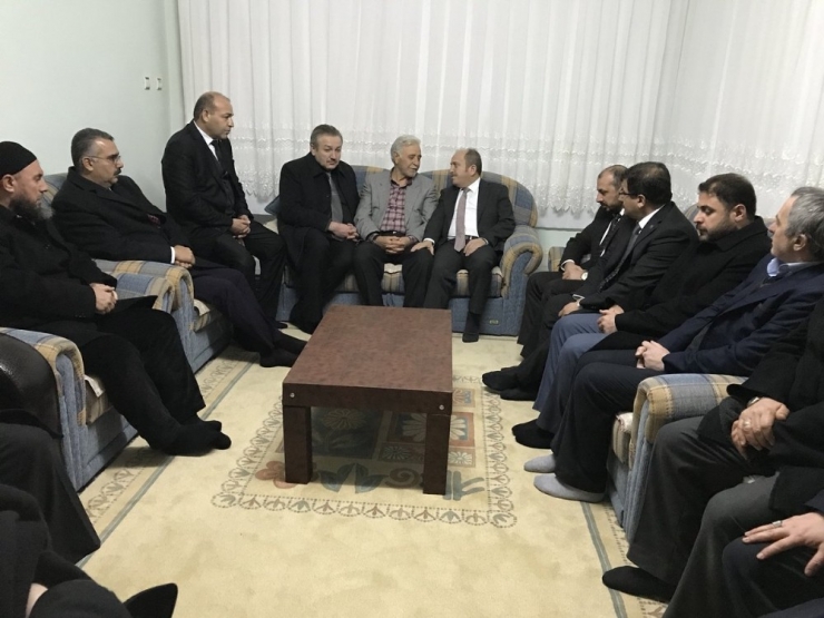 Ak Partiden Akbaş Ailesi Ve Elif Çırakoğlu’na Ziyaret