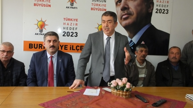 Burhaniye’de Taşımalı Eğitim Krizini Milletvekili Çözdü