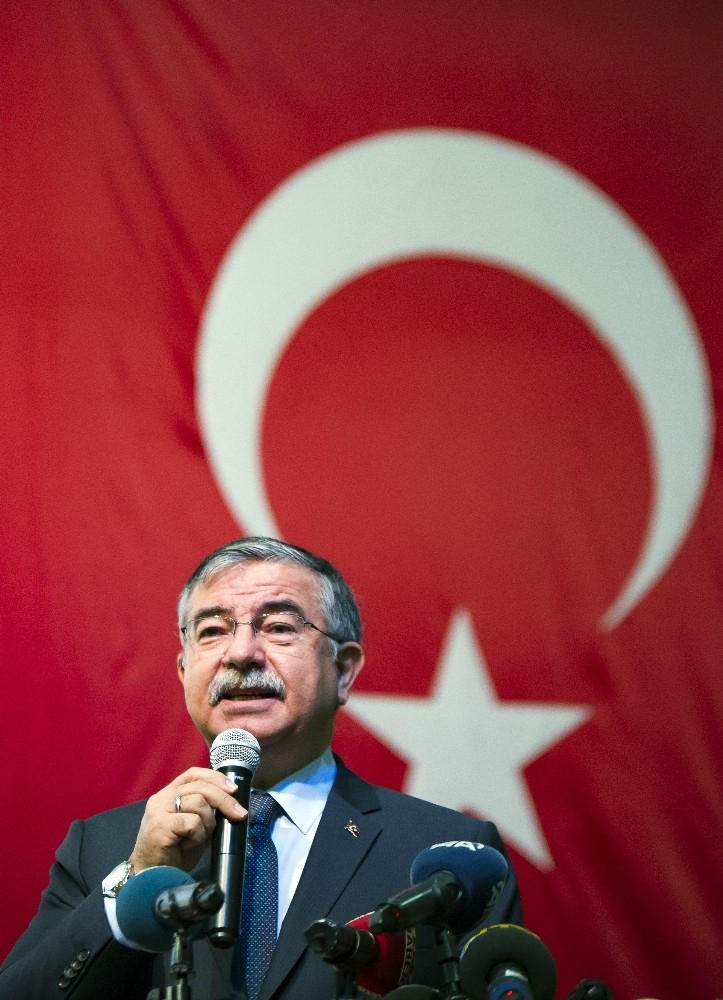 Eski Milli Eğitim Bakanı Tevfik İleri Vefatının 56. Yılında Anıldı