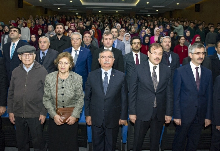 Eski Milli Eğitim Bakanı Tevfik İleri Vefatının 56. Yılında Anıldı