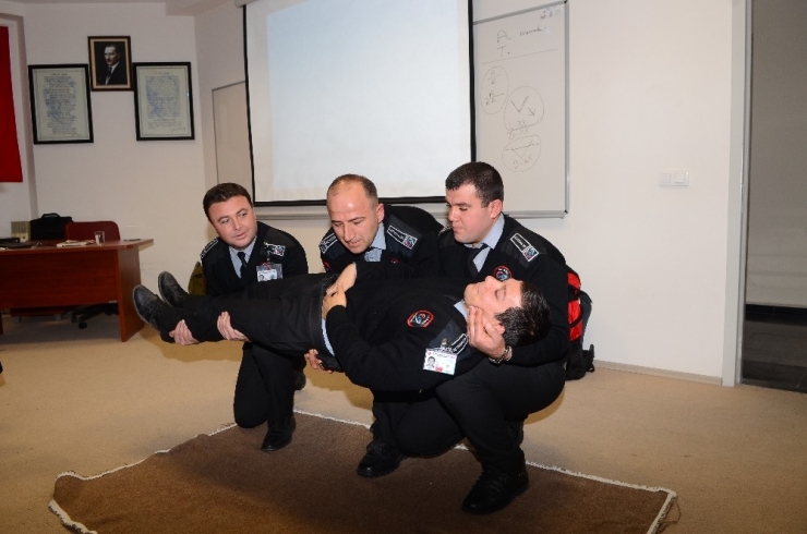 Esogü’de Güvenlik Personeline Arama Ve Kurtarma Eğitimi