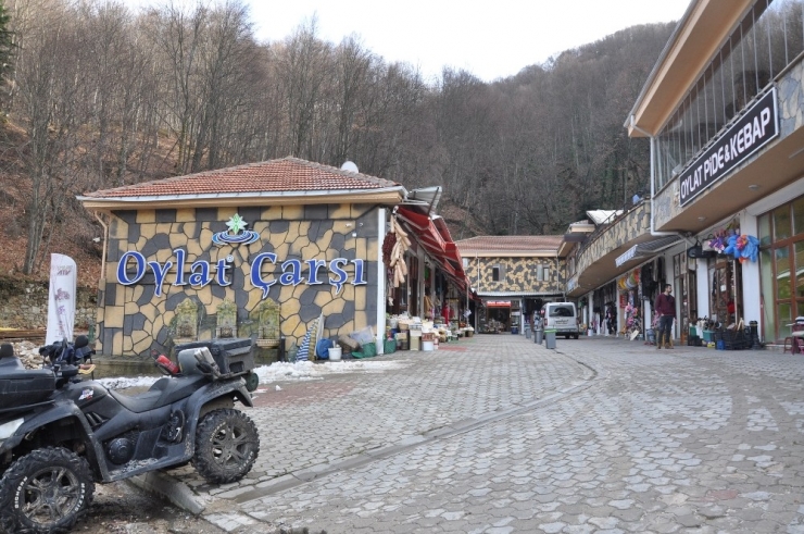 Oylat Kış Sezonunu Açtı