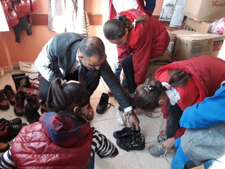 İstanbul’dan Eruh’a Yardım Eli