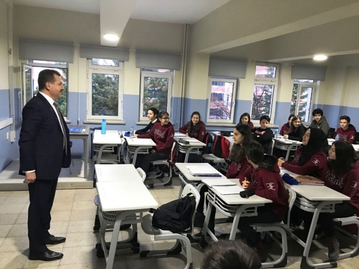 Başkan Yılmaz, Okul Ziyaretlerine Devam Ediyor