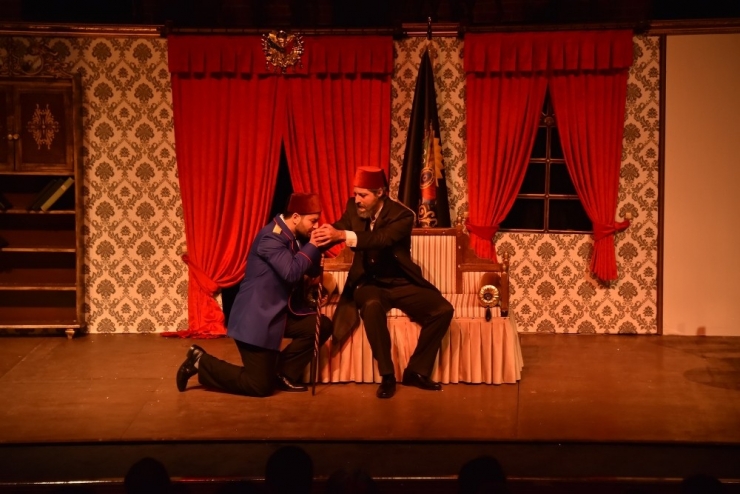 “Abdülhamid Ateş Çemberi”ne Sanatseverlerden Yoğun İlgi