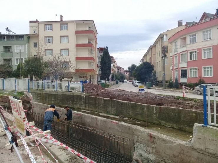 Sarmaşık Dere’ye Araç Geçiş Köprüsü