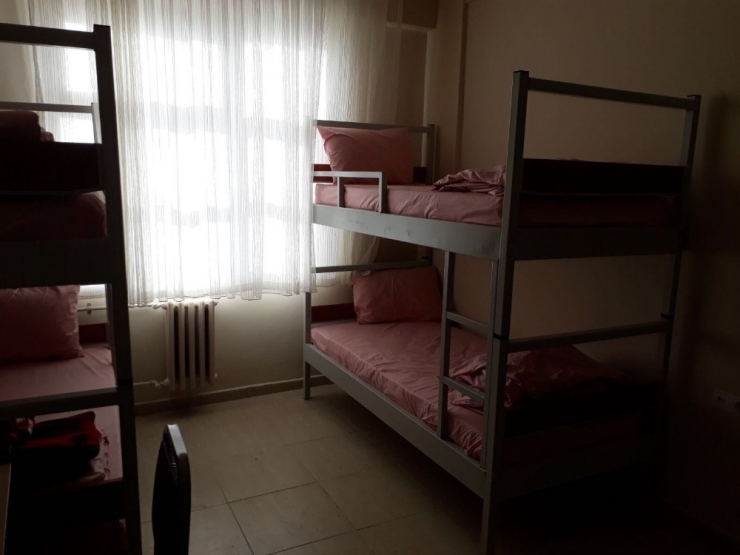 Selendi’de İhtiyaç Duyulan Yurt Öğrenci Kabulüne Başladı