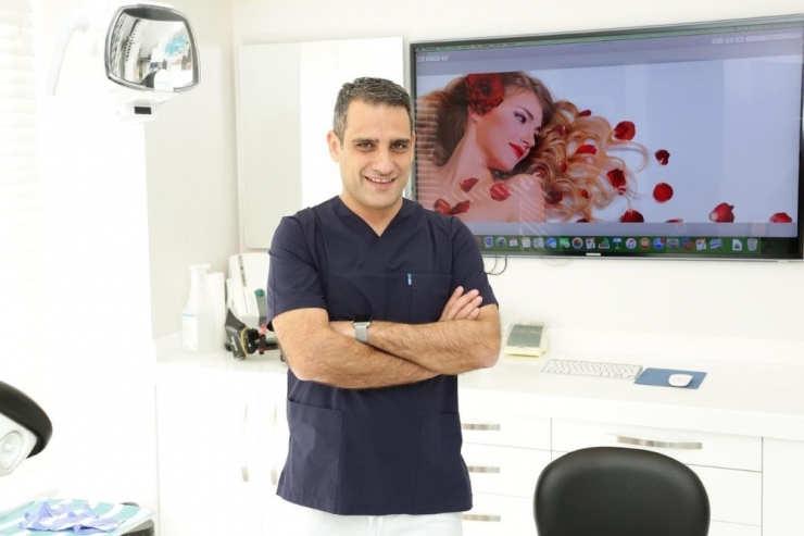 Zirkonyum İle Ayrık Dişlerinizden Kurtulun