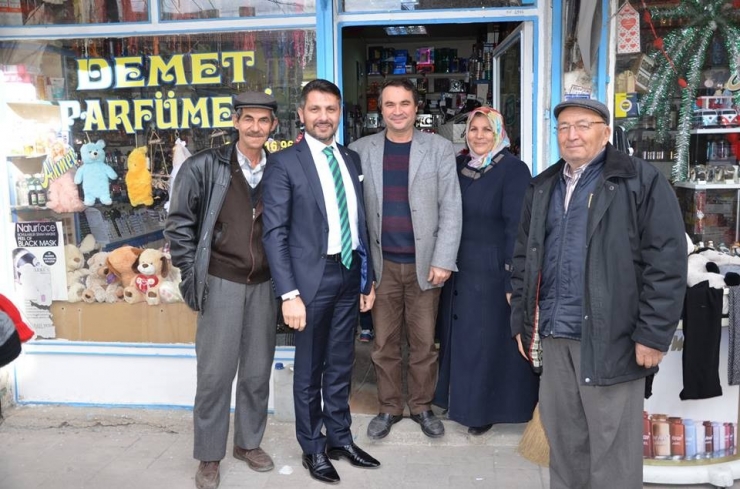 Başkan Yüzügüllü Halk Pazarında