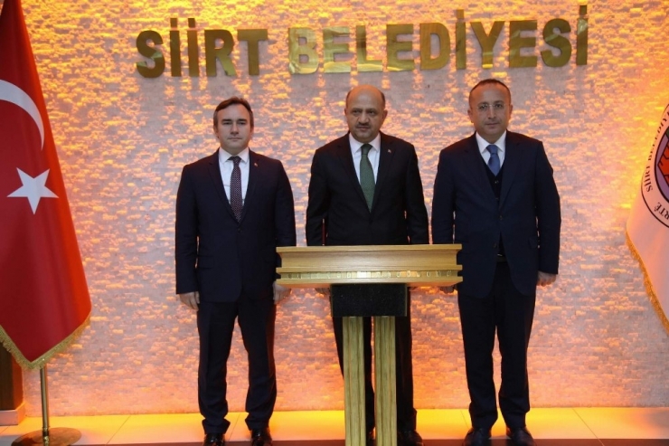 Başbakan Yardımcısı Işık, Siirt Belediyesini Ziyaret Etti