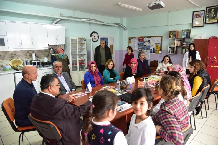 Başkan Yağcı’dan Okul Ziyaretleri