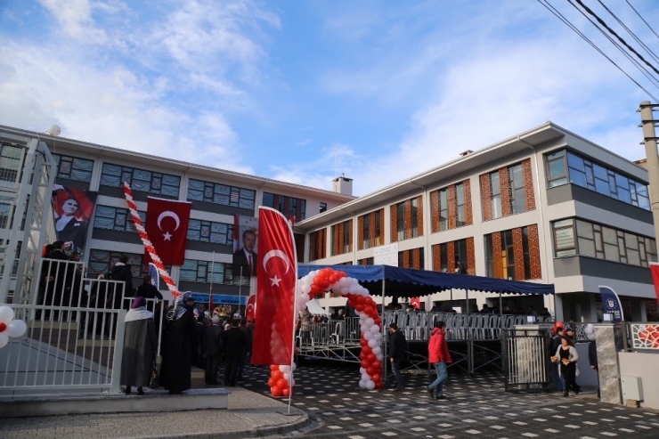 Elmasbahçeler’de Kolej Kalitesinde Eğitim