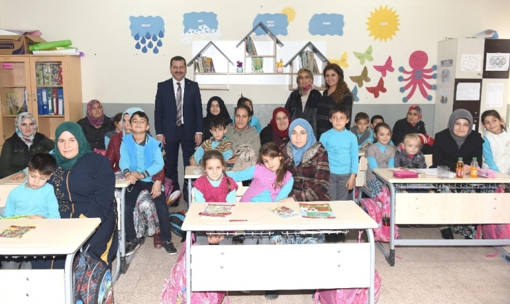 Başkan Yılmaz Okulda Öğrencilerle Buluştu