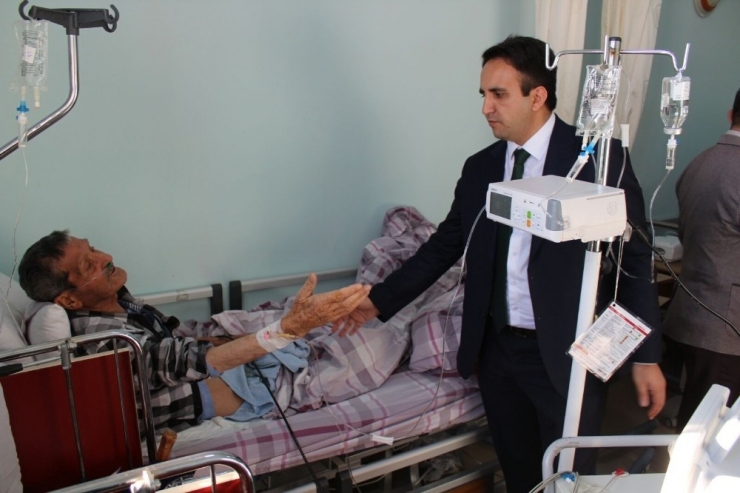 Kaymakam Dundar’dan Hastane Ziyareti