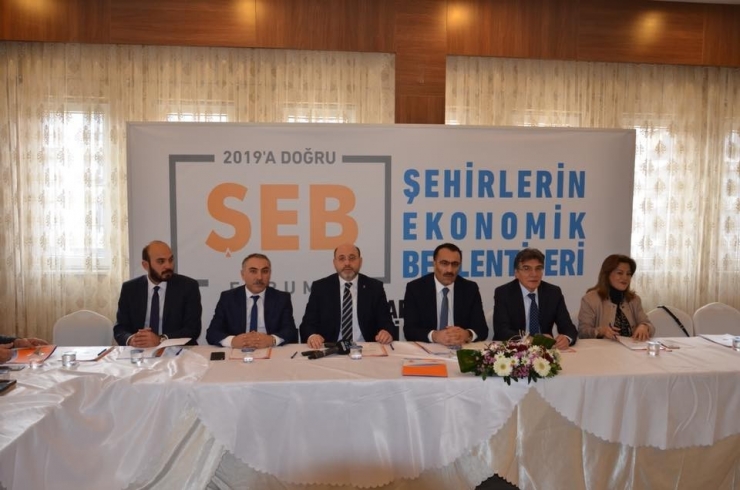 Kütahya’da ’Şehirlerin Ekonomik Beklentileri’ Forumu