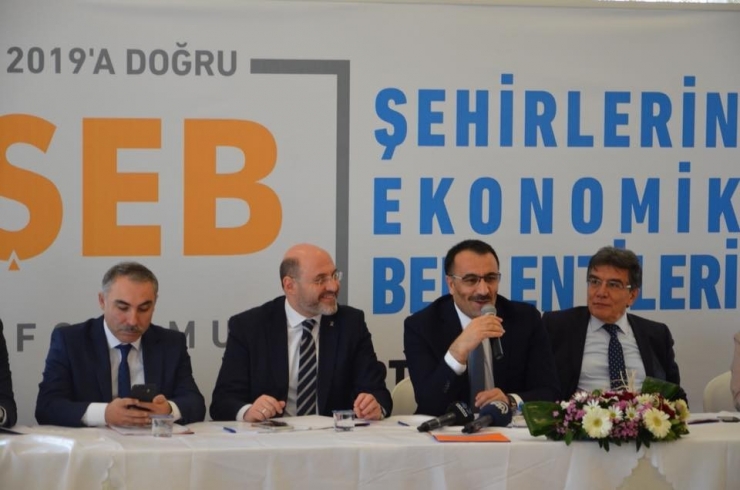 Kütahya’da ’Şehirlerin Ekonomik Beklentileri’ Forumu
