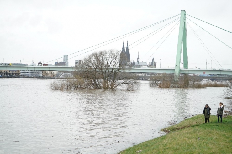 Almanya’da Su Baskını Tehlikesi