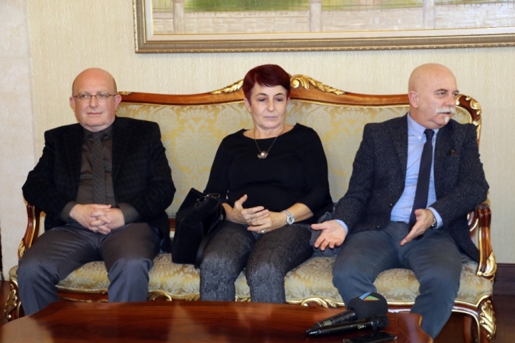 Babalarının ‘Okul’ Vasiyetini Yerine Getirdiler