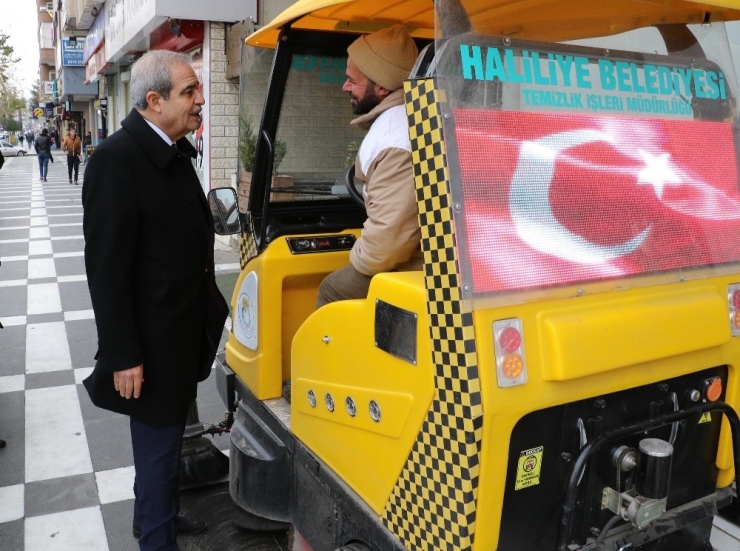 Başkan Demirkol Mahalle Gezilerine Devam Ediyor