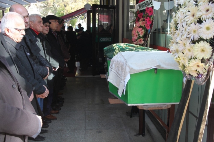’Baba Yıldırım’ Son Yolculuğuna Uğurlandı