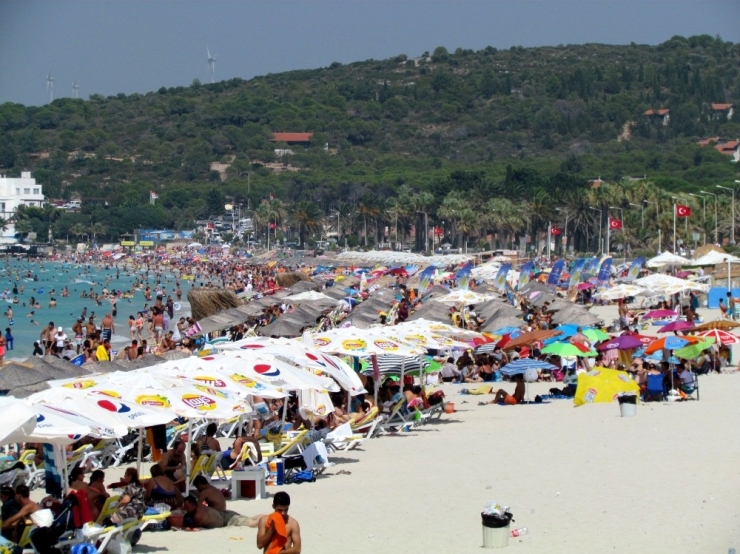 Çeşme Turizmi 2017’de Yüzleri Güldürdü