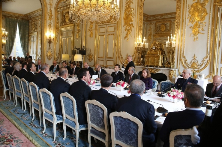 Cumhurbaşkanı Erdoğan, Paris’te Heyetler Arası Öğle Yemeğine Katıldı