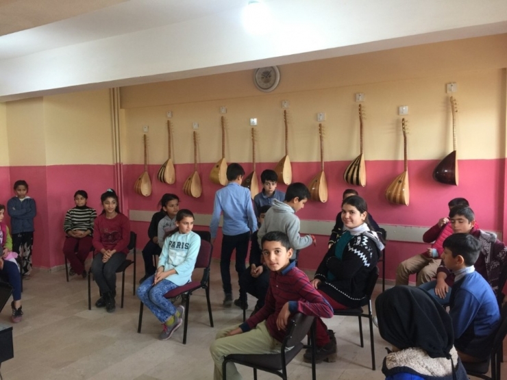 Silvan’da Geleceğin Müzisyenleri Yetiştiriliyor