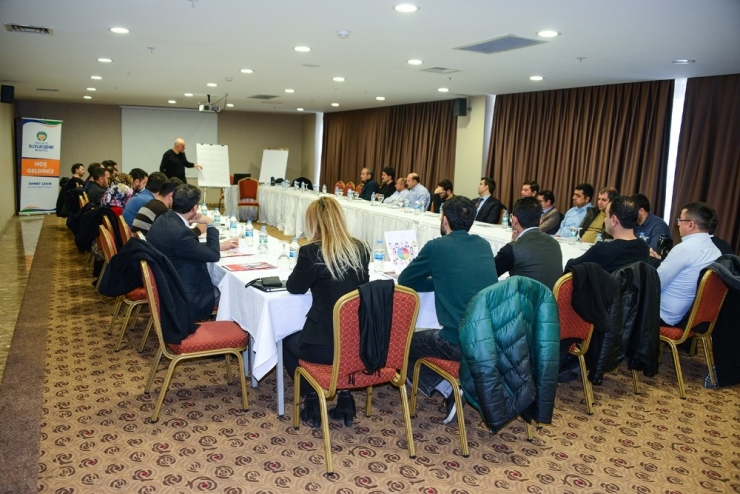 ‘Ekip Çalışması Ve Liderlik’ Konulu Seminer