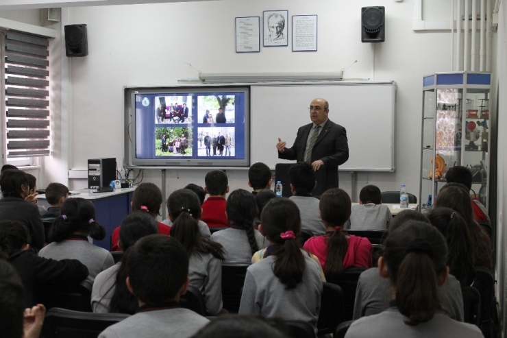 Gazi Ahmet Muhtar Paşa Ortaokulu Öğrencilerine Mehmetçik Vakfı’nı Anlattı