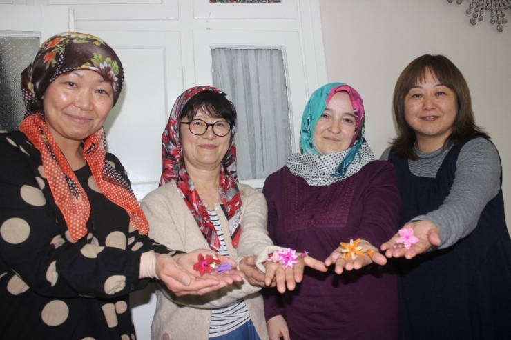 Japon Kadınların El İşi Merakı