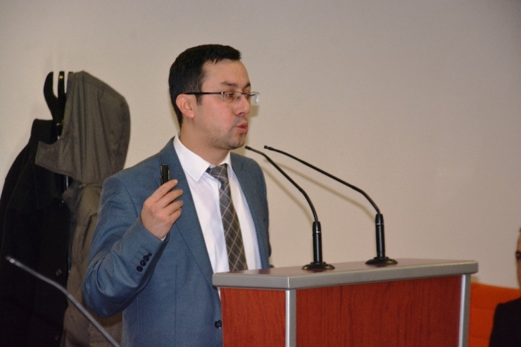 İzmit Belediyesi’nden Personeline ’F’ Klavye Eğitimi