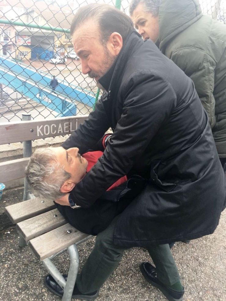 Fenalaşan Vatandaşa İlk Müdahale Doktor Belediye Başkanından