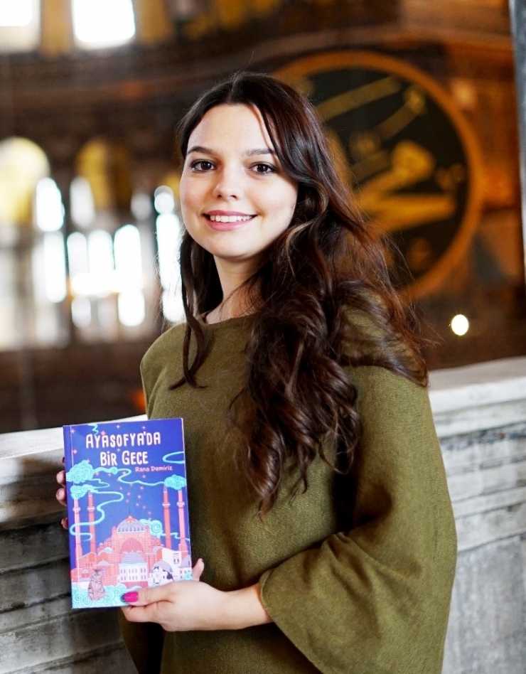 Marmarisli Genç Yazardan ‘Ayasofya’ Romanı
